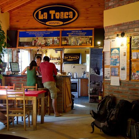 La Tosca Hostel Puerto Madryn Exteriör bild