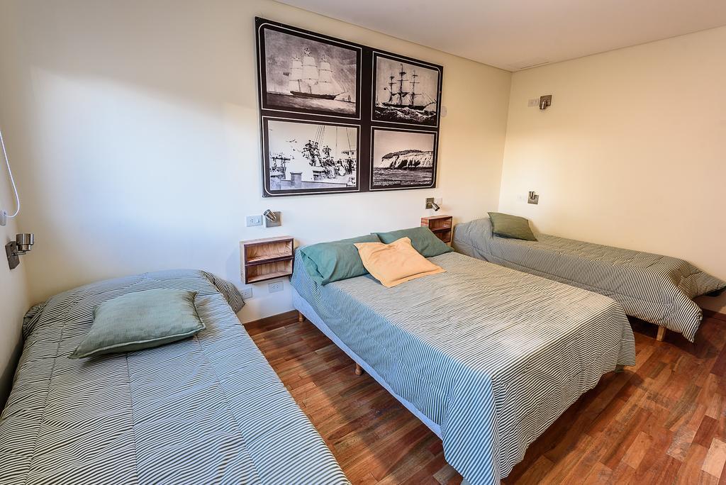 La Tosca Hostel Puerto Madryn Exteriör bild